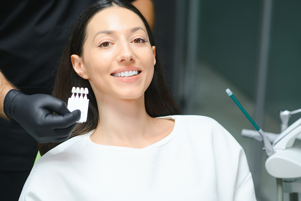 Dentist at Rutherford and Hwy 27 smile makeover services at Napa Dental showing veneers and bonding options